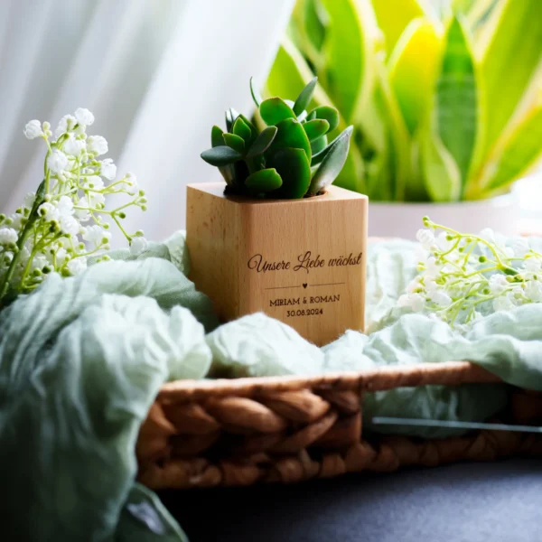 Hochzeit | Personalisierter Holzblumentopf – Bild 6