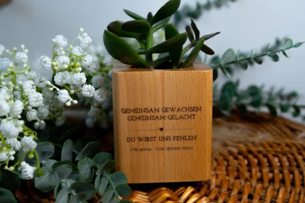 Für Kollegen | Personalisierter Holzblumentopf als Abschiedsgeschenk – Bild 3