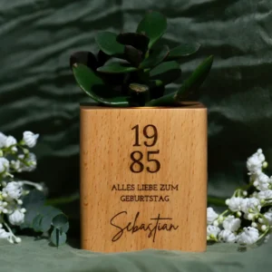 Zum Geburtstag | Personalisierter Holzblumentopf