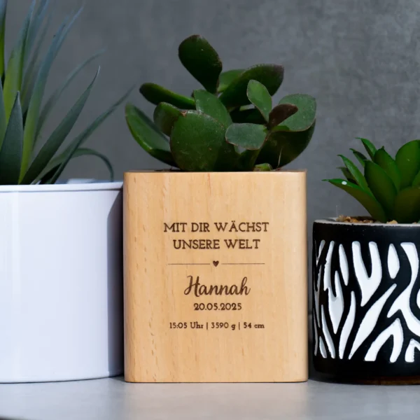 Zur Geburt | Personalisierter Holzblumentopf als Geburtsgeschenk – Bild 3