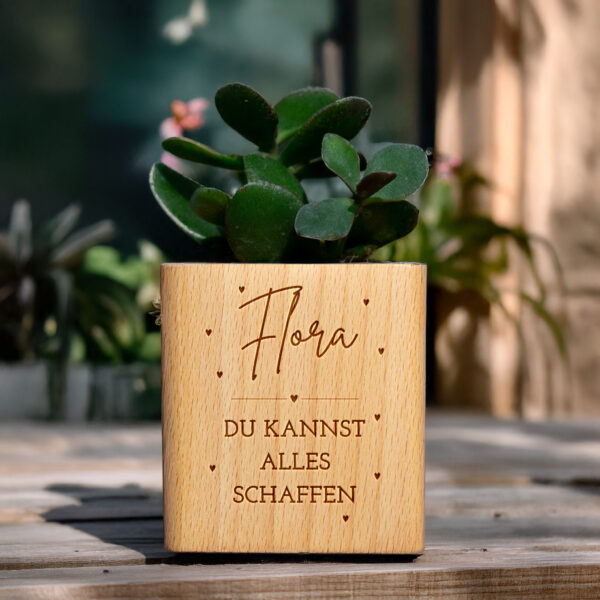 Mutmacher | Personalisierter Holzblumentopf – Bild 5